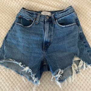 Abercrombie & Fitch shorts